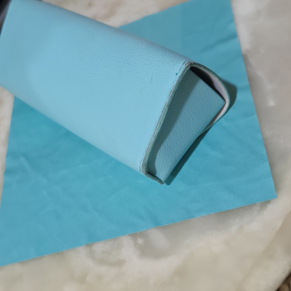 Tiffany & Co. Glass Case Set Blue - Picture 7 of 15